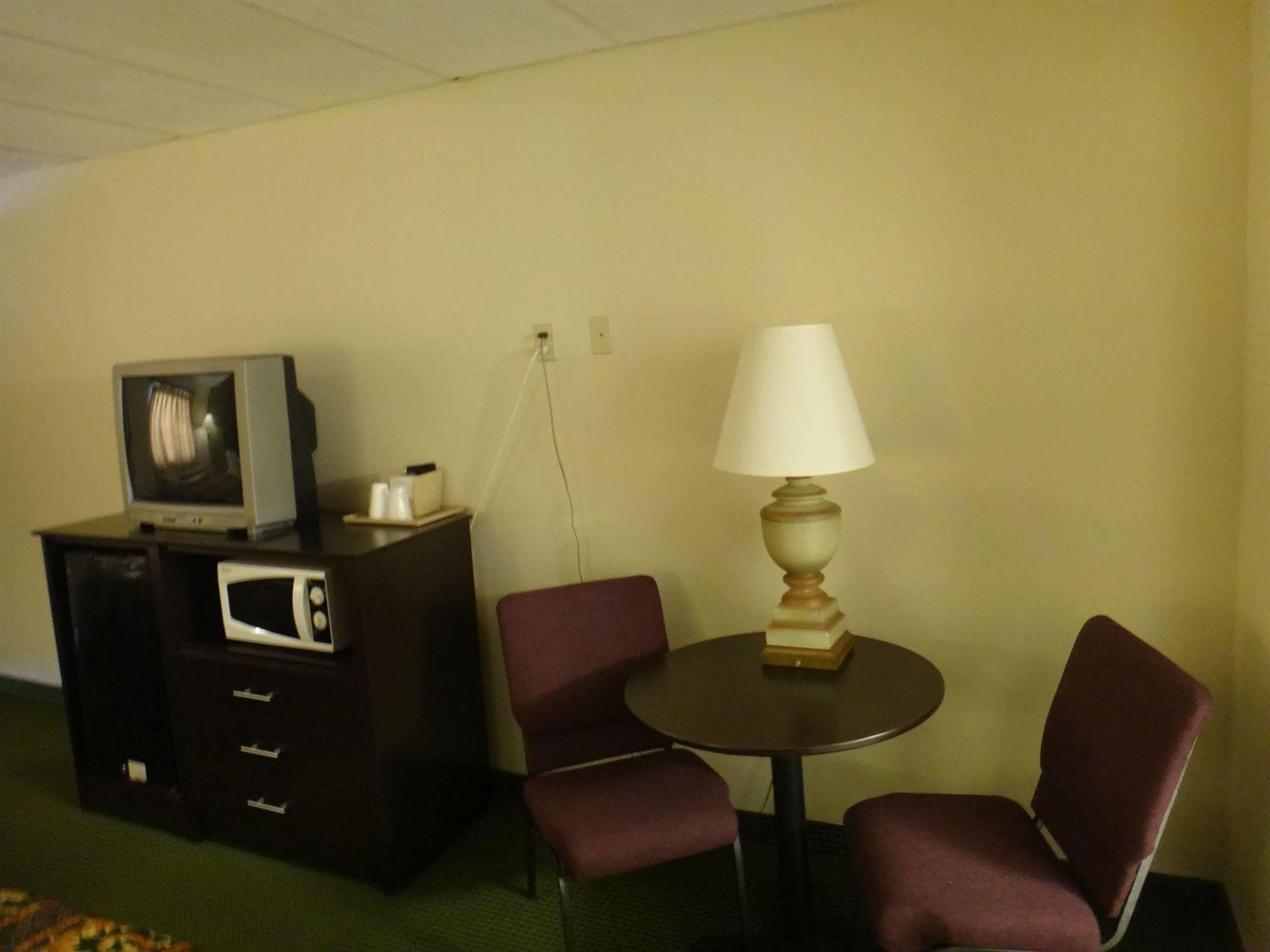 Oyo Hotel San Antonio Lackland Air Force Base West Eksteriør billede